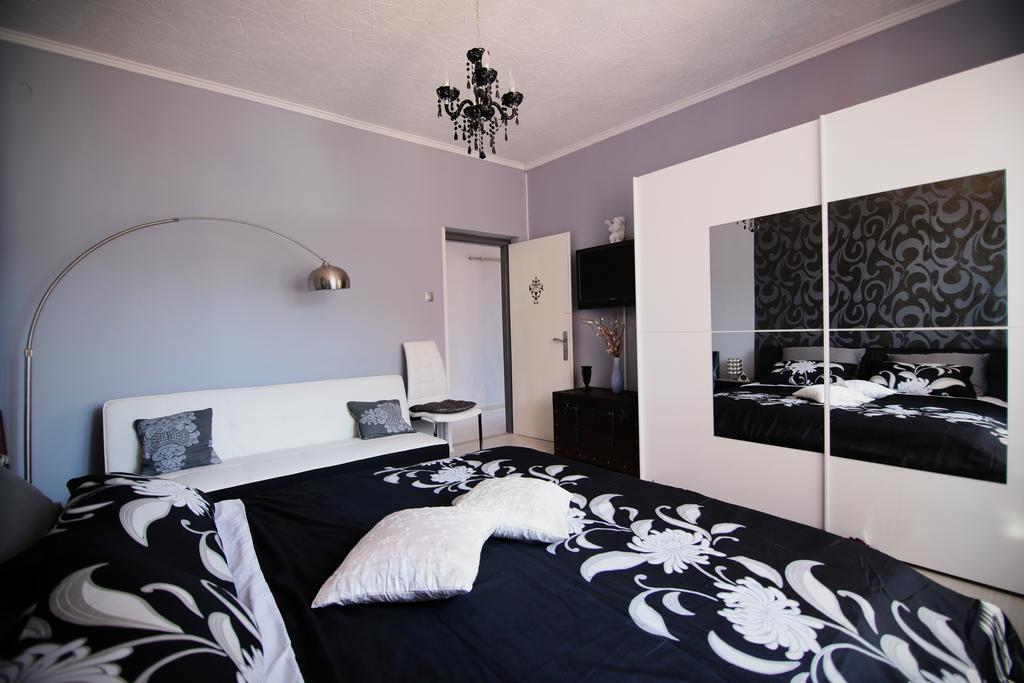 Villa Long Island Luxury Residence, Sali Dugi Otok-Private Parking,Next To Beach Room photo